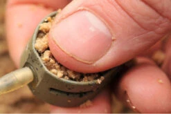 Guru Extra Distance Hybrid Feeder -Sports - Freshwater Fishing 3612158e51a1ef64